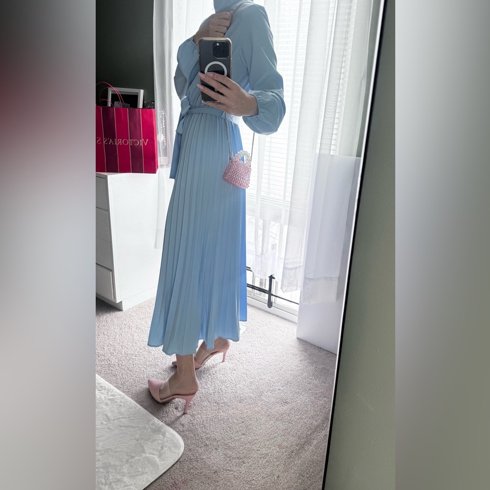Elegant Blue Women's Dress